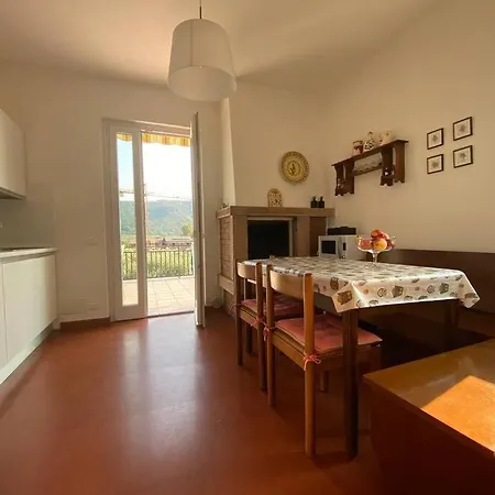 100 Sqm With Terrace In The Vineyards شقة