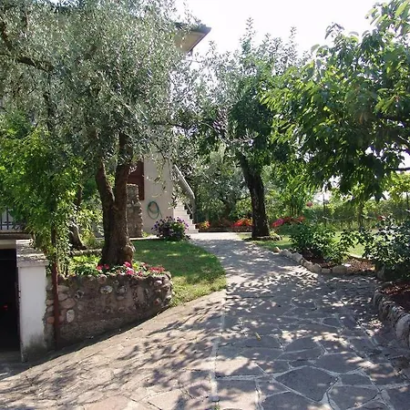 100 Sqm With Terrace In The Vineyards